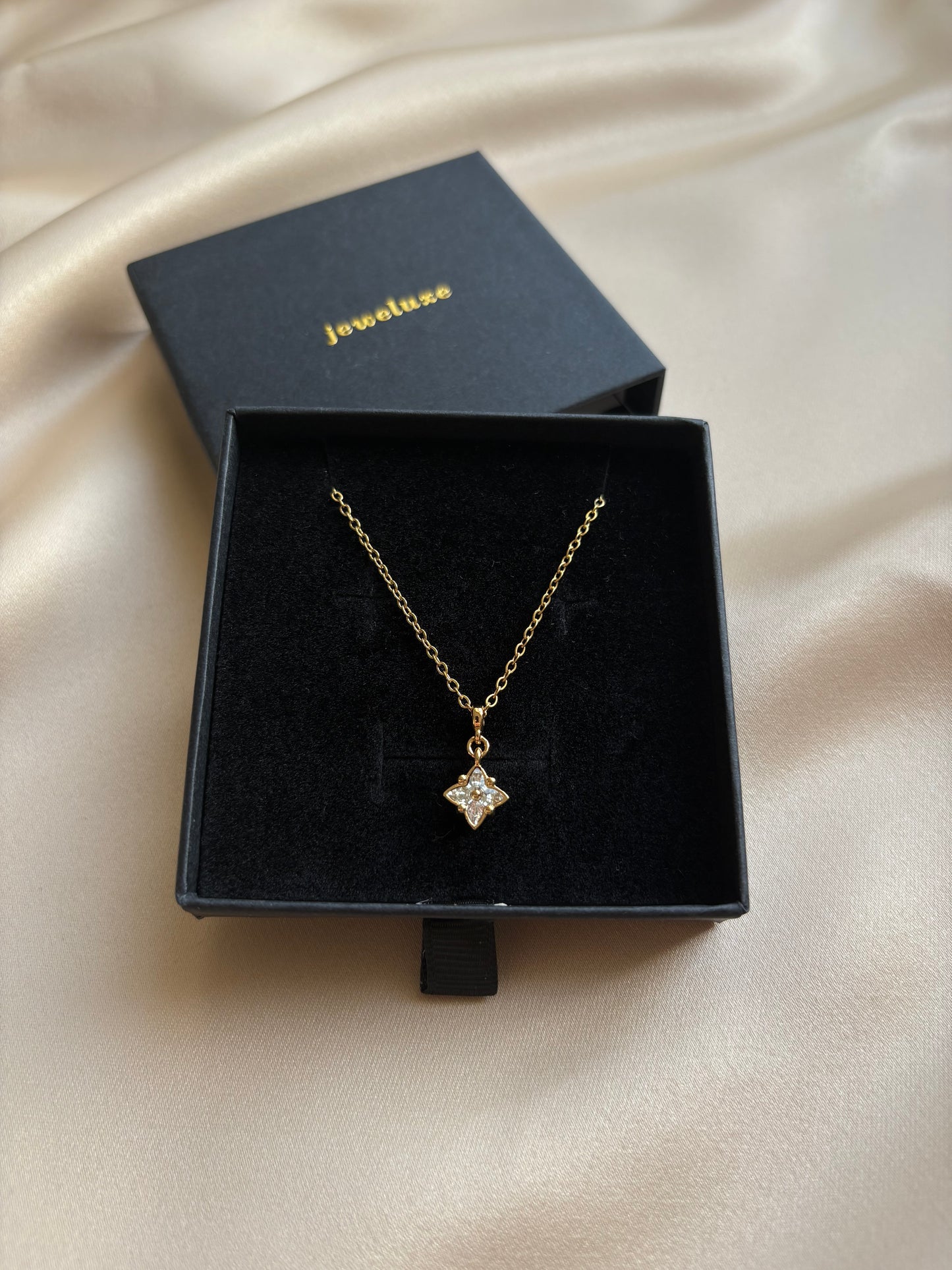 Authentic Reworked Necklace - Flower Gem